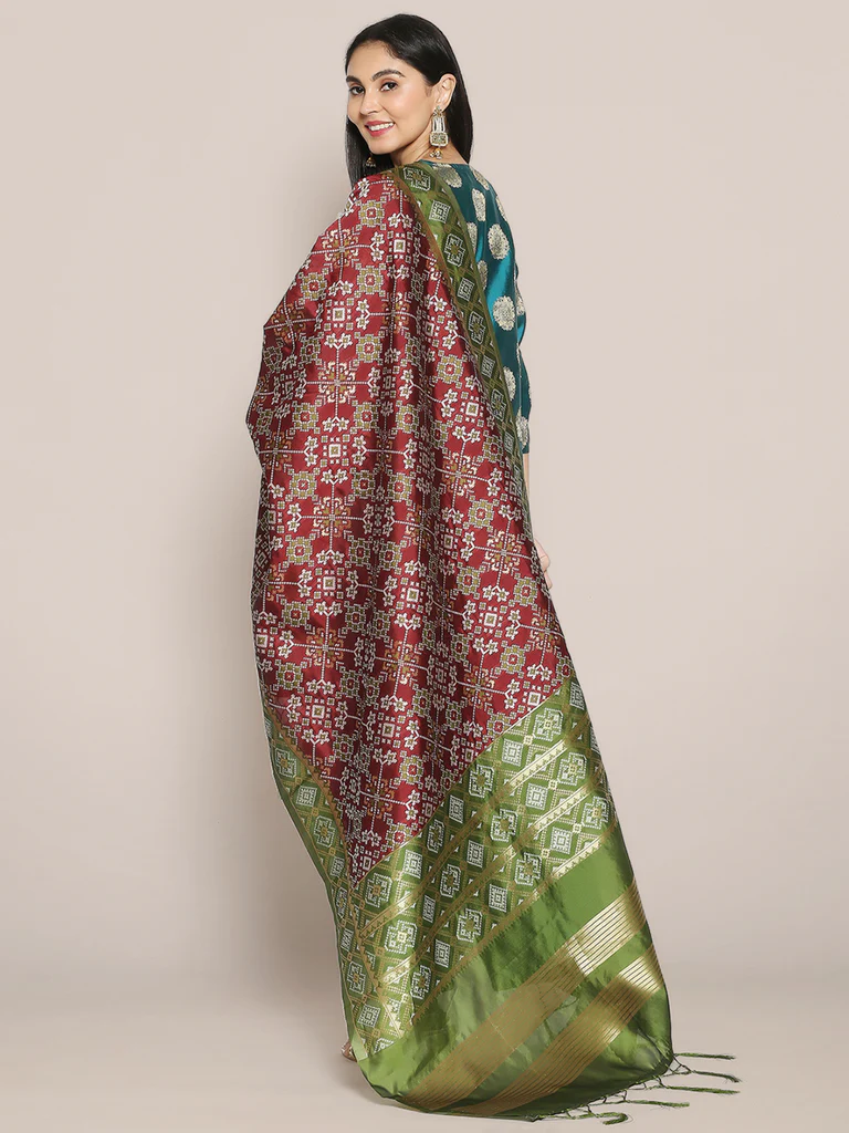 Beautiful Banarasi Patola Silk Dupatta - Image 4